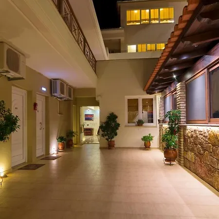 Mare Hotel 3*